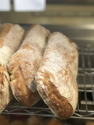2A44712F-3B25-AE4A-8ABC-CFD7E368C864 Picture of baguettes