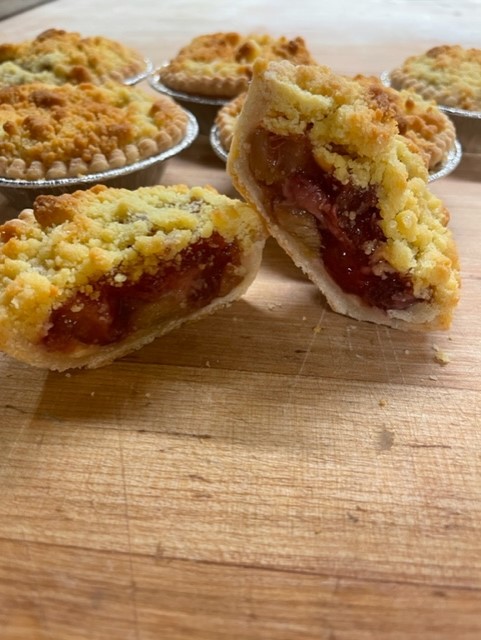 mini strawberry pie