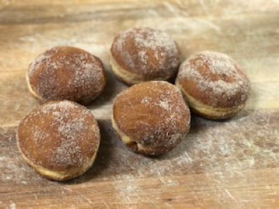 raspberry sufganiyot