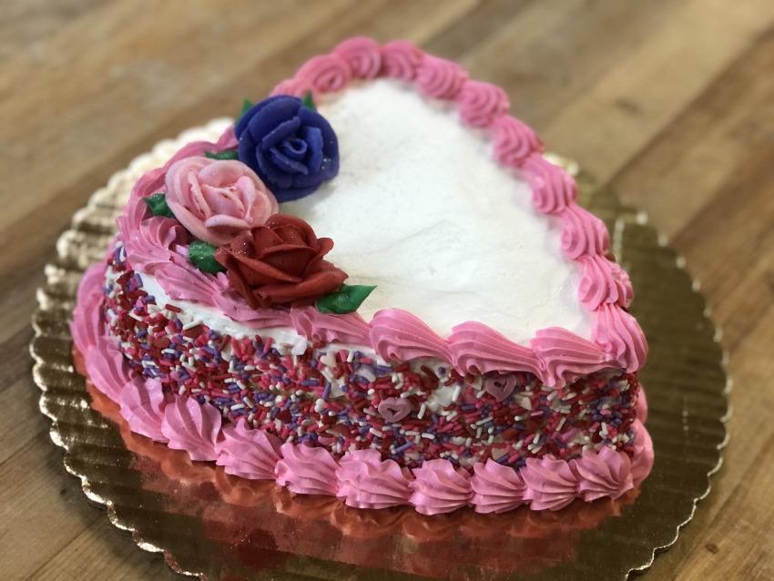 valentines buttercream cake